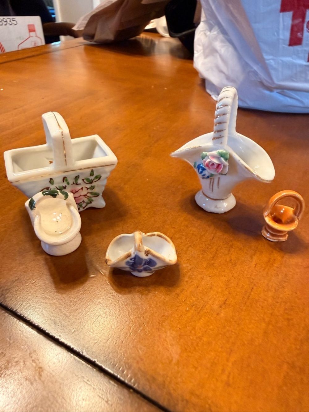 Lot Of Miniatures And Vintage green Glass Toothpick Holder - Picture 7 of 13